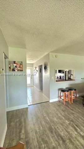 Recently Sold: $310,000 (2 beds, 2 baths, 1020 Square Feet)