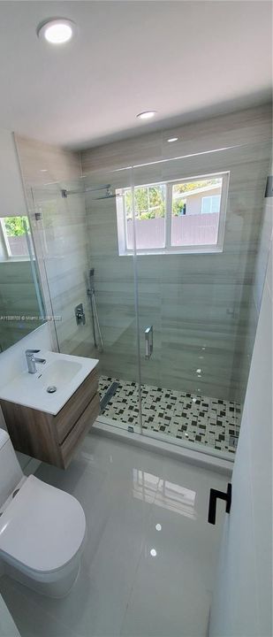 Недавно арендовано: $5,500 (4 спален, 2 ванн, 1860 Квадратных фут)