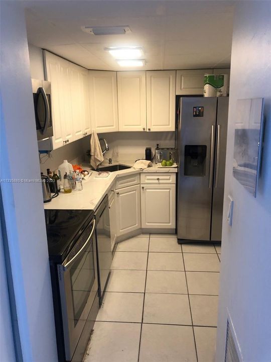 Recently Rented: $3,000 (1 beds, 1 baths, 850 Square Feet)