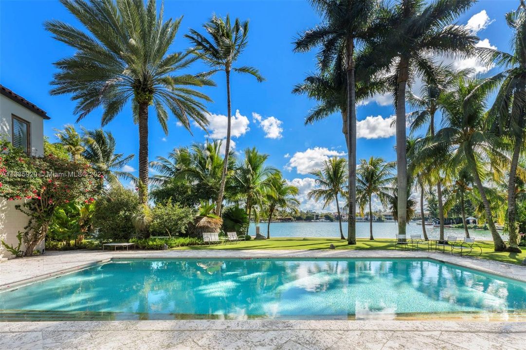 Recently Sold: $39,500,000 (7 beds, 8 baths, 8323 Square Feet)