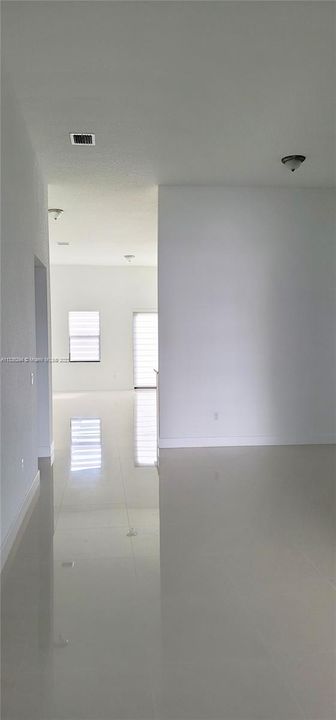 Recently Rented: $4,600 (4 beds, 4 baths, 2696 Square Feet)