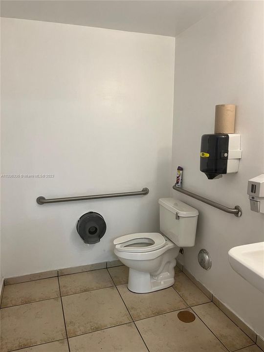 Recently Rented: $3,000 (0 beds, 0 baths, 0 Square Feet)