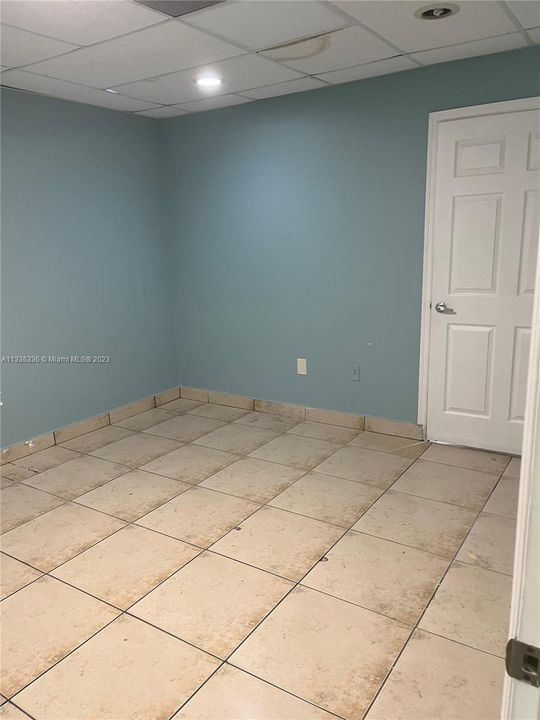 Recently Rented: $3,000 (0 beds, 0 baths, 0 Square Feet)