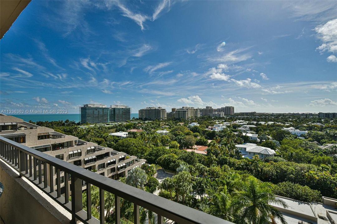 Recently Sold: $1,180,000 (2 beds, 2 baths, 1532 Square Feet)