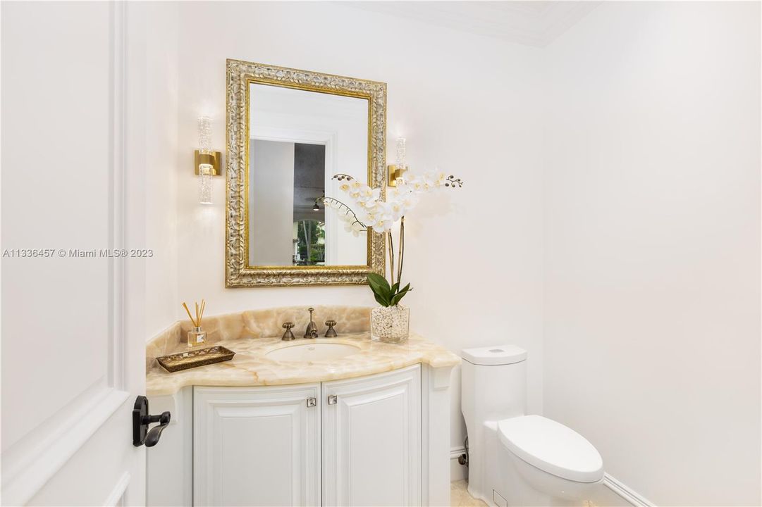 Powder room