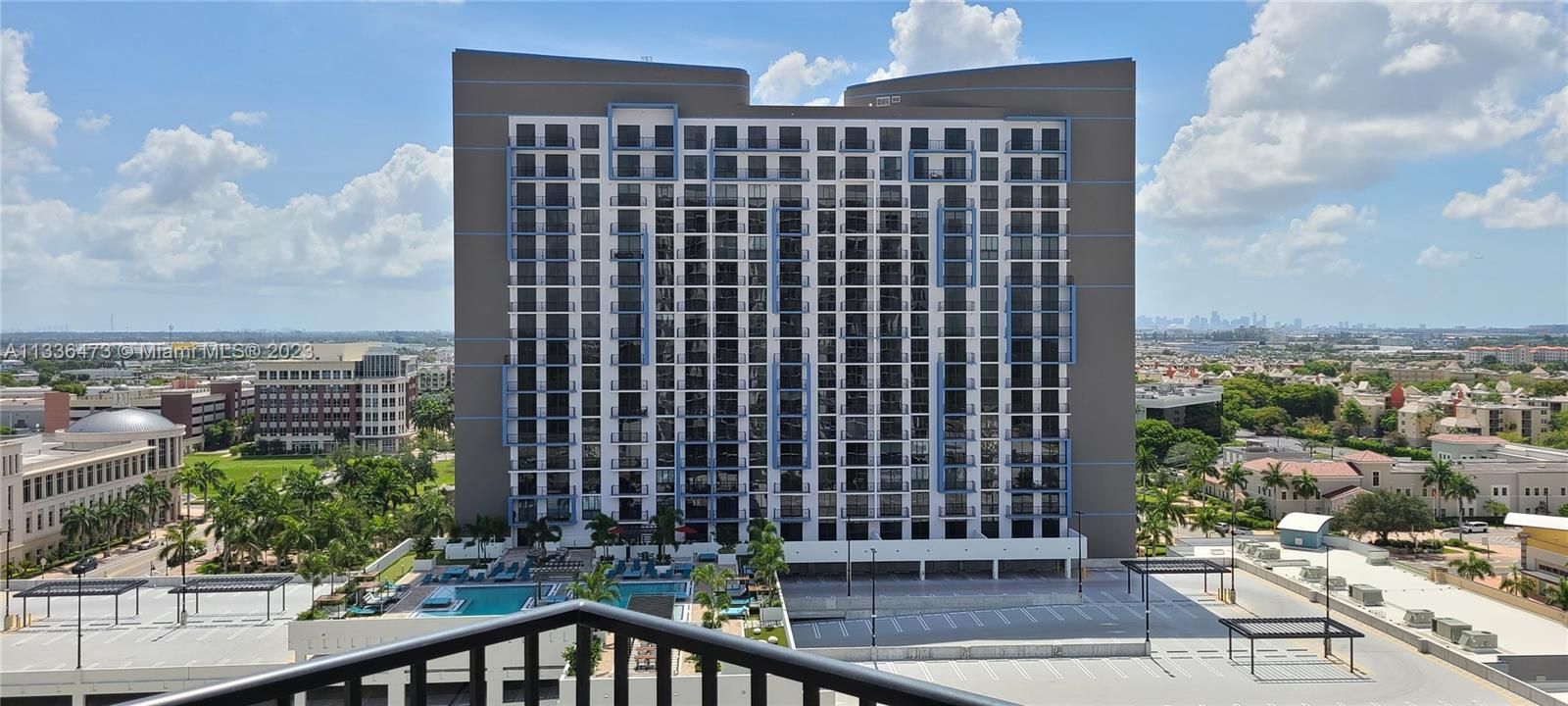 Недавно арендовано: $3,150 (2 спален, 2 ванн, 960 Квадратных фут)
