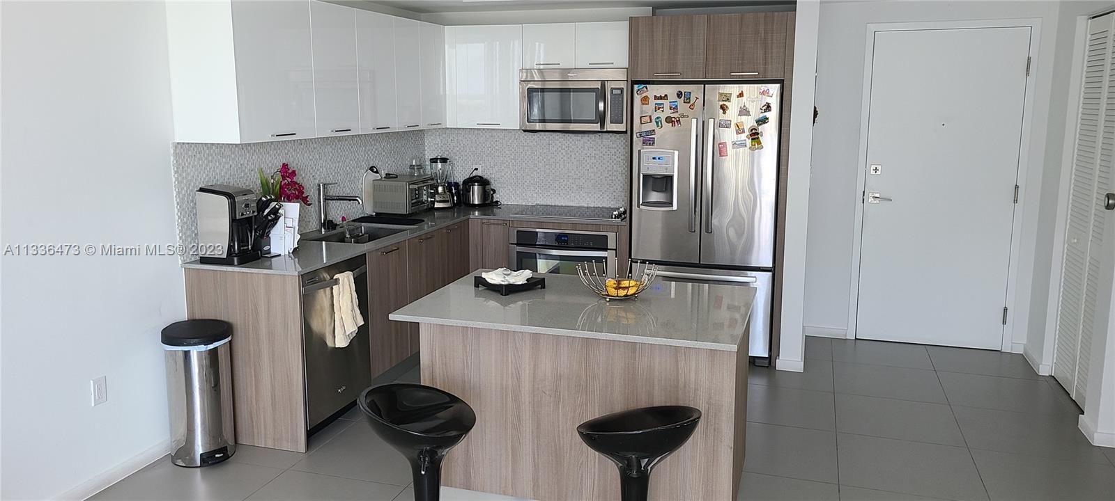 Недавно арендовано: $3,150 (2 спален, 2 ванн, 960 Квадратных фут)
