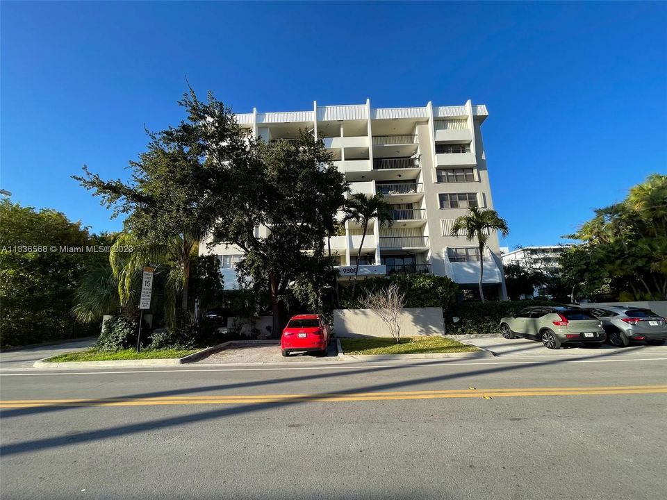 Recently Sold: $569,000 (2 beds, 2 baths, 1600 Square Feet)