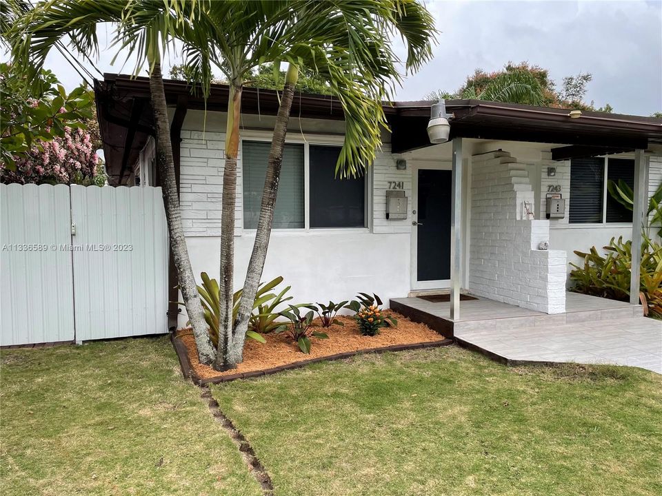 Recientemente alquilado: $2,900 (2 camas, 1 baños, 1002 Pies cuadrados)