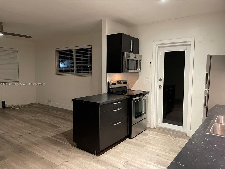 Recientemente alquilado: $2,900 (2 camas, 1 baños, 1002 Pies cuadrados)