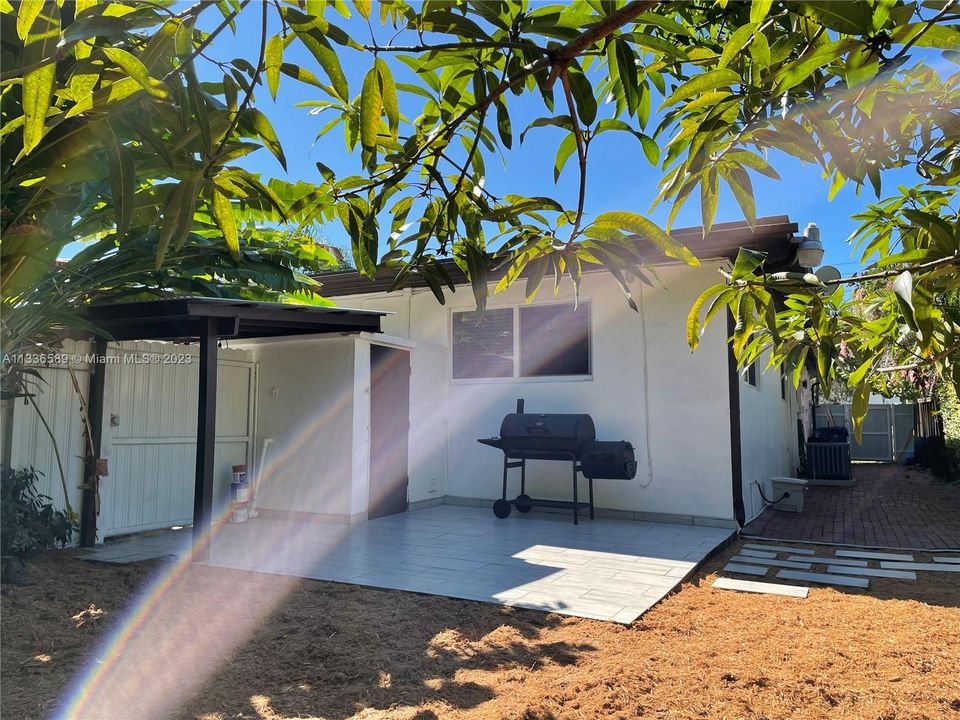 Recientemente alquilado: $2,900 (2 camas, 1 baños, 1002 Pies cuadrados)