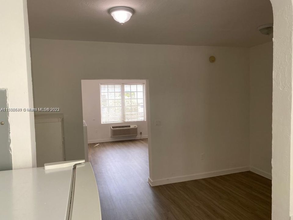 Recently Rented: $1,900 (0 beds, 1 baths, 459 Square Feet)