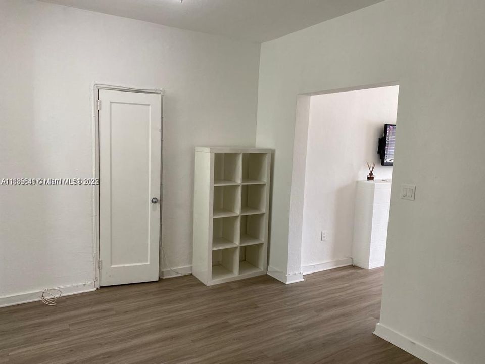 Recently Rented: $1,900 (0 beds, 1 baths, 459 Square Feet)