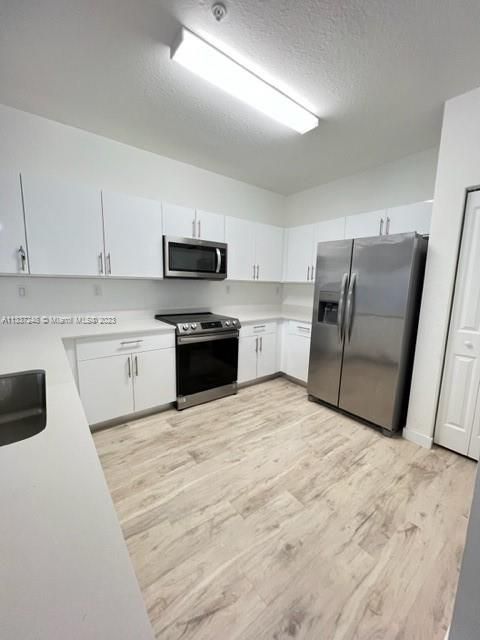 Recently Rented: $2,800 (3 beds, 2 baths, 1486 Square Feet)