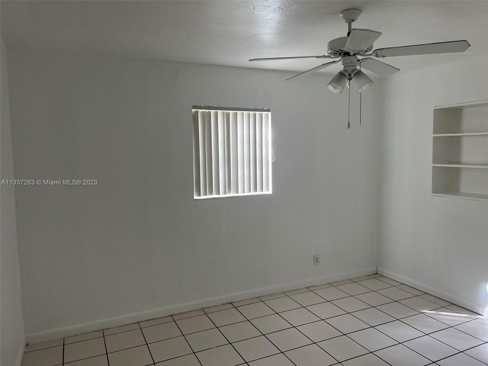 Recently Rented: $2,850 (3 beds, 2 baths, 1068 Square Feet)