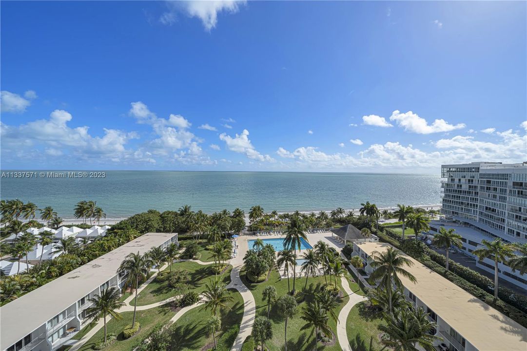 Recently Sold: $1,699,000 (2 beds, 2 baths, 1875 Square Feet)