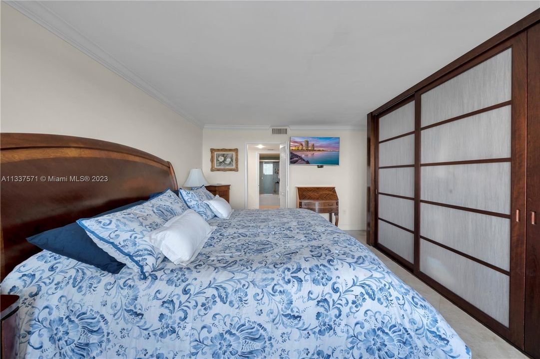 Recently Sold: $1,699,000 (2 beds, 2 baths, 1875 Square Feet)