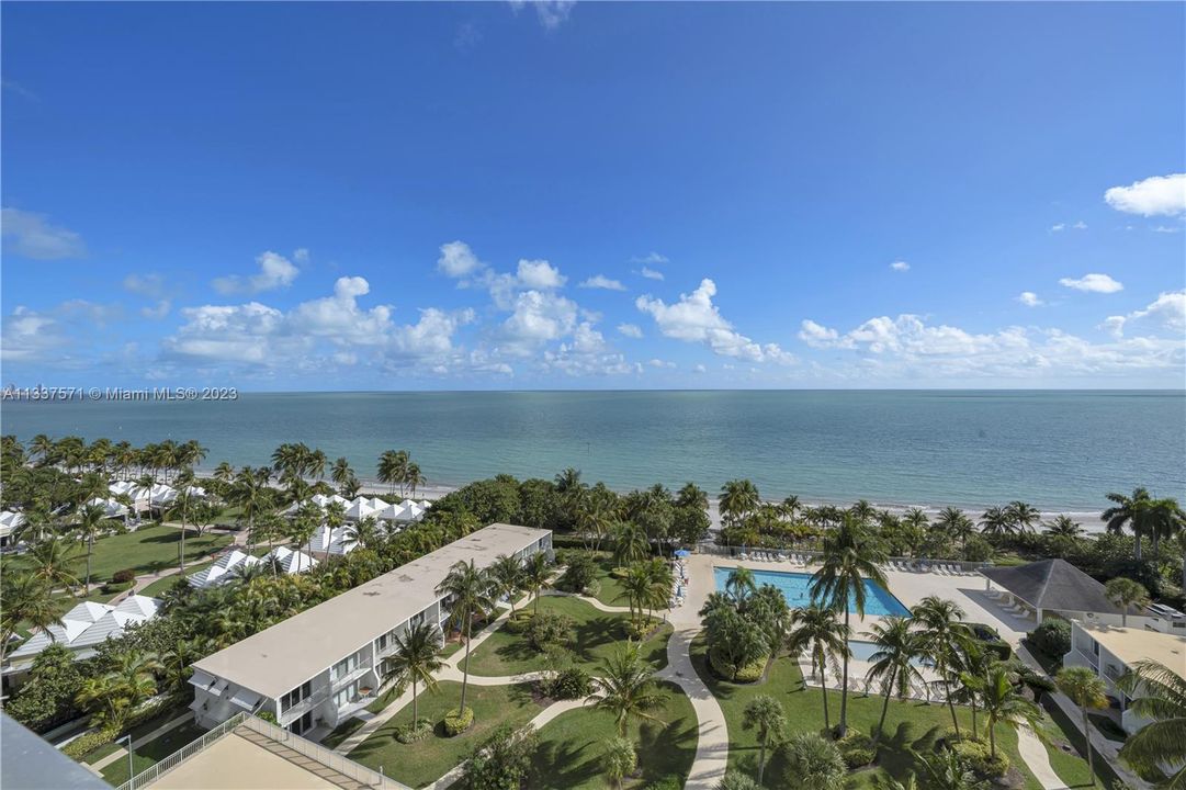 Recently Sold: $1,699,000 (2 beds, 2 baths, 1875 Square Feet)