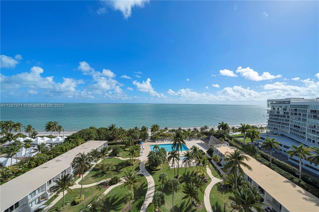 Recently Sold: $1,699,000 (2 beds, 2 baths, 1875 Square Feet)