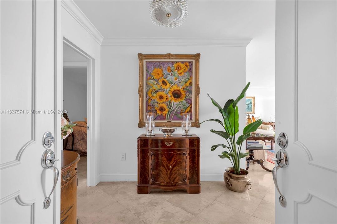 Recently Sold: $1,699,000 (2 beds, 2 baths, 1875 Square Feet)