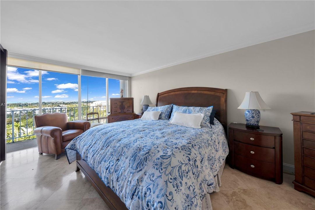 Recently Sold: $1,699,000 (2 beds, 2 baths, 1875 Square Feet)