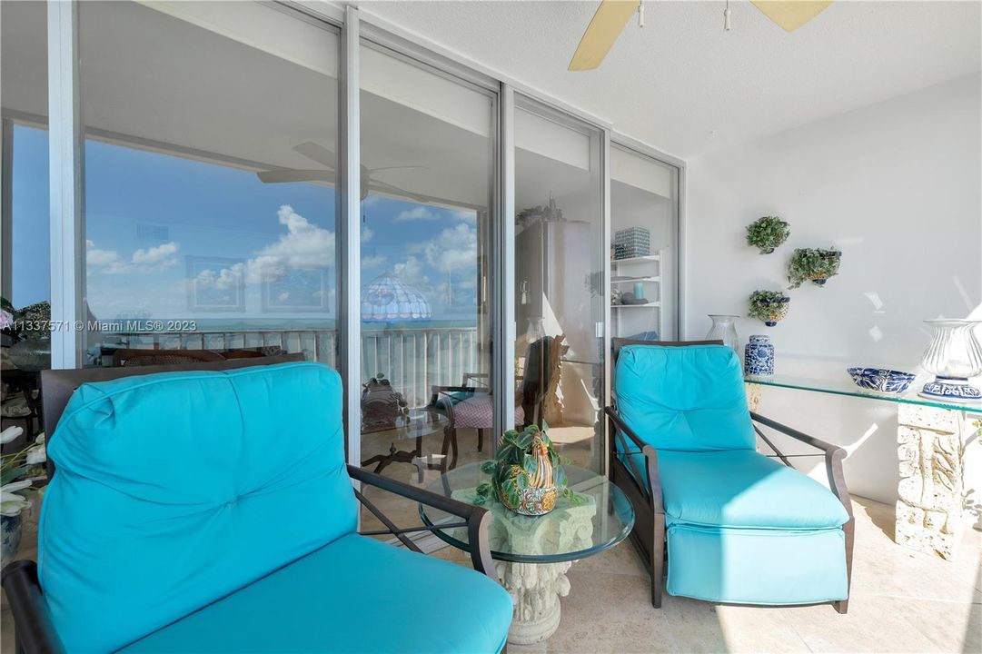 Recently Sold: $1,699,000 (2 beds, 2 baths, 1875 Square Feet)