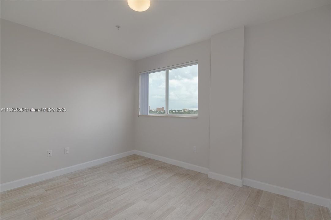 Recently Rented: $2,350 (1 beds, 1 baths, 706 Square Feet)