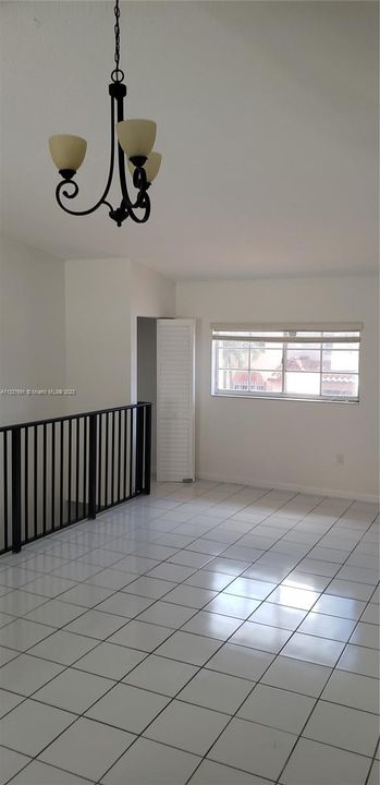 Recently Rented: $2,300 (2 beds, 2 baths, 980 Square Feet)