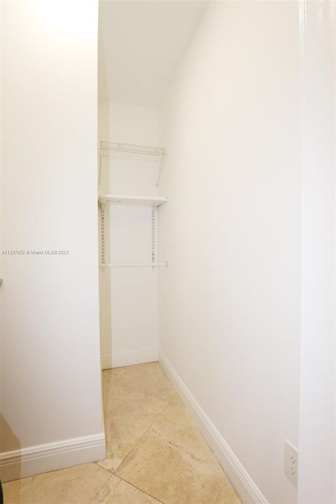 Recently Rented: $1,950 (1 beds, 1 baths, 0 Square Feet)