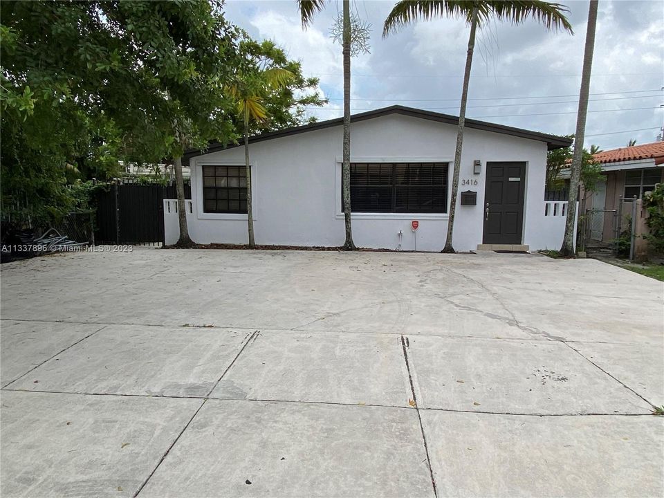 Recently Sold: $595,000 (3 beds, 2 baths, 0 Square Feet)