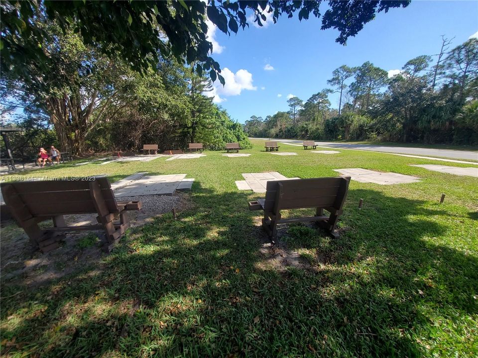 Недавно продано: $285,000 (2 спален, 2 ванн, 1107 Квадратных фут)