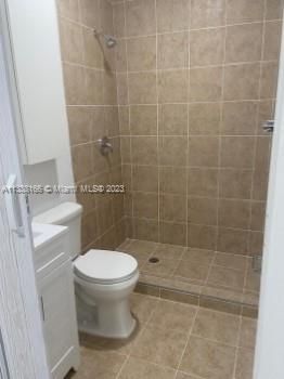 Recently Rented: $1,500 (1 beds, 1 baths, 1865 Square Feet)