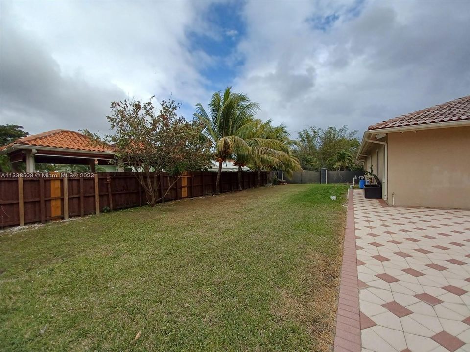 Recently Rented: $5,500 (4 beds, 4 baths, 2861 Square Feet)