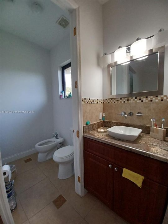 Recently Rented: $5,500 (4 beds, 4 baths, 2861 Square Feet)