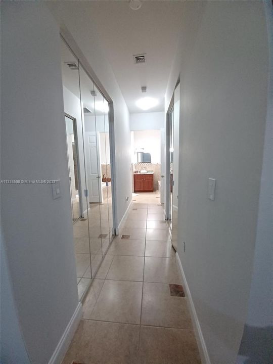 Recently Rented: $5,500 (4 beds, 4 baths, 2861 Square Feet)