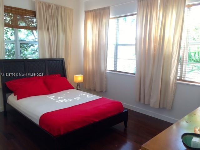 Recently Rented: $2,500 (1 beds, 1 baths, 648 Square Feet)