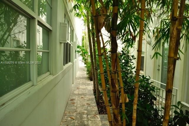 Recently Rented: $2,500 (1 beds, 1 baths, 648 Square Feet)