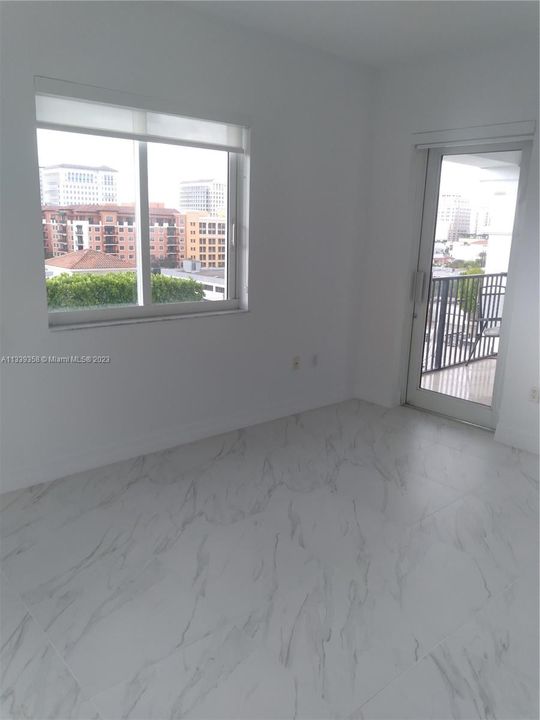 Recently Sold: $730,000 (2 beds, 2 baths, 1114 Square Feet)