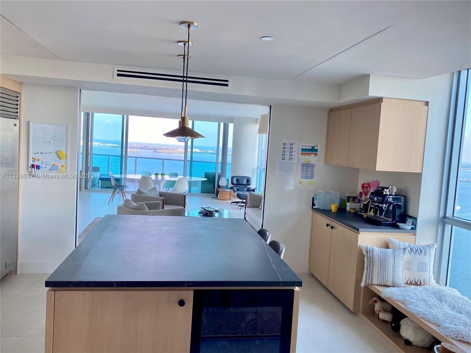 Recently Sold: $4,300,000 (3 beds, 4 baths, 3415 Square Feet)