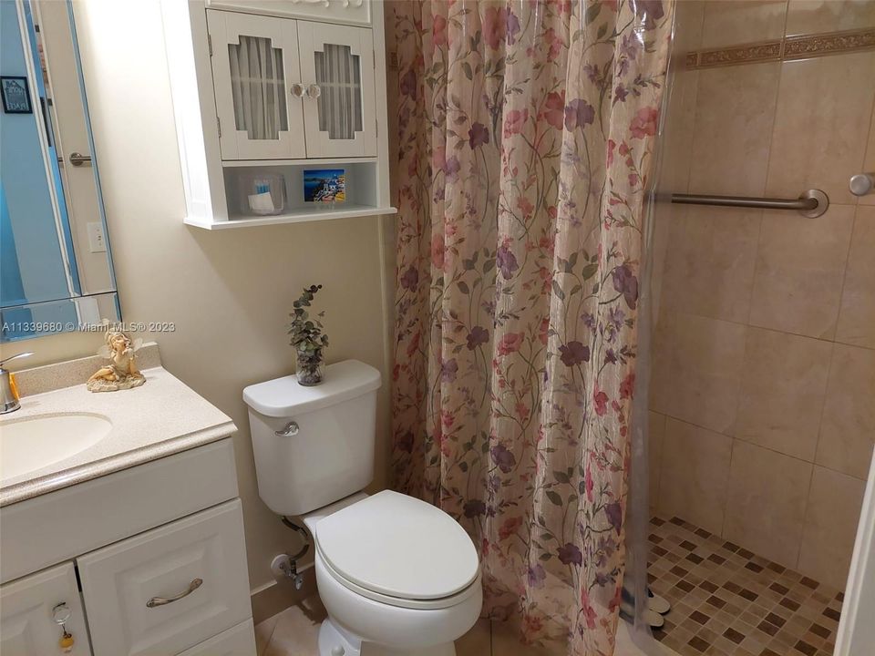 Недавно арендовано: $2,100 (2 спален, 2 ванн, 838 Квадратных фут)