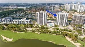 Recently Sold: $289,999 (2 beds, 2 baths, 972 Square Feet)