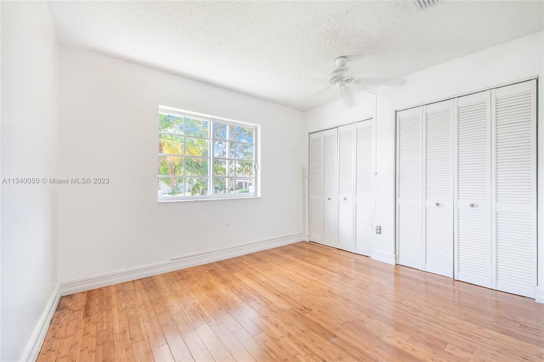 最近租的: $3,900 (4 贝兹, 2 浴室, 1654 平方英尺)