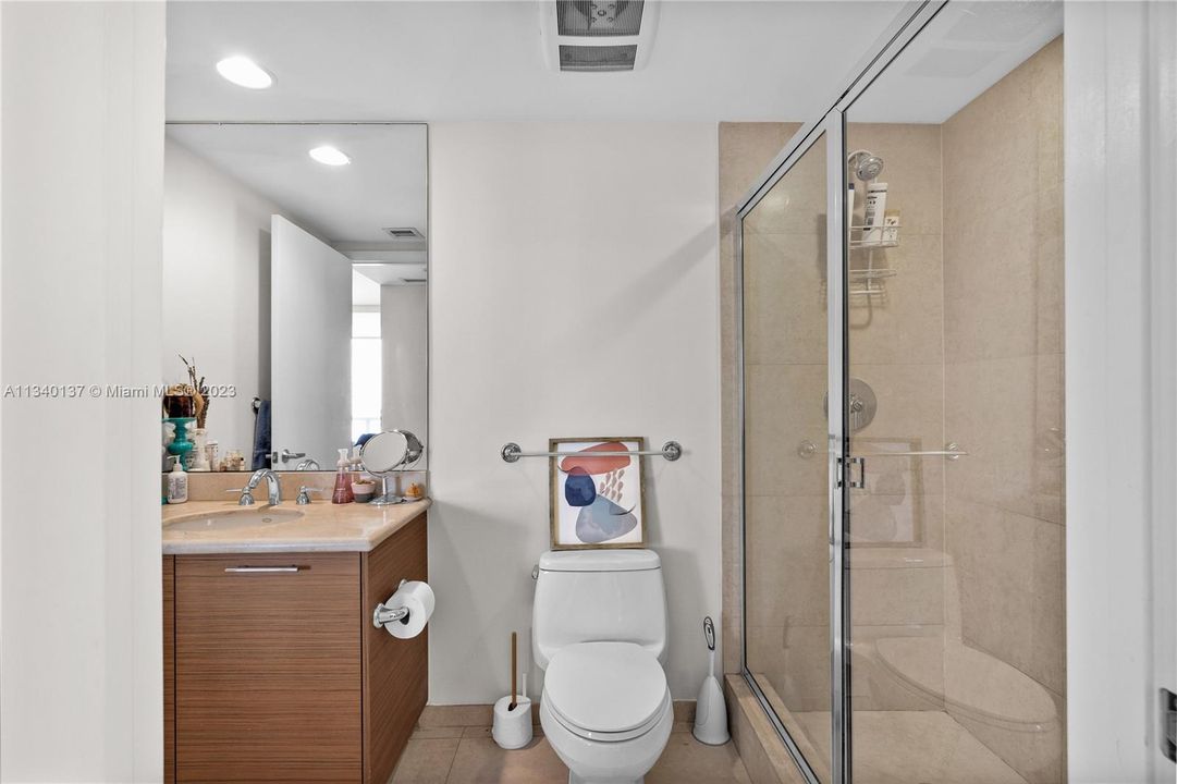 Recently Sold: $695,000 (2 beds, 2 baths, 1256 Square Feet)