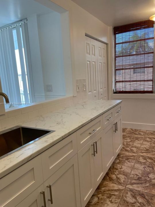 Недавно арендовано: $1,900 (2 спален, 1 ванн, 779 Квадратных фут)