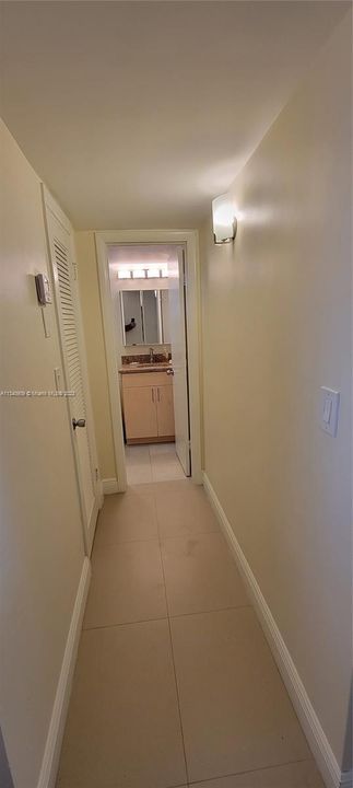 Recently Sold: $215,000 (1 beds, 1 baths, 768 Square Feet)