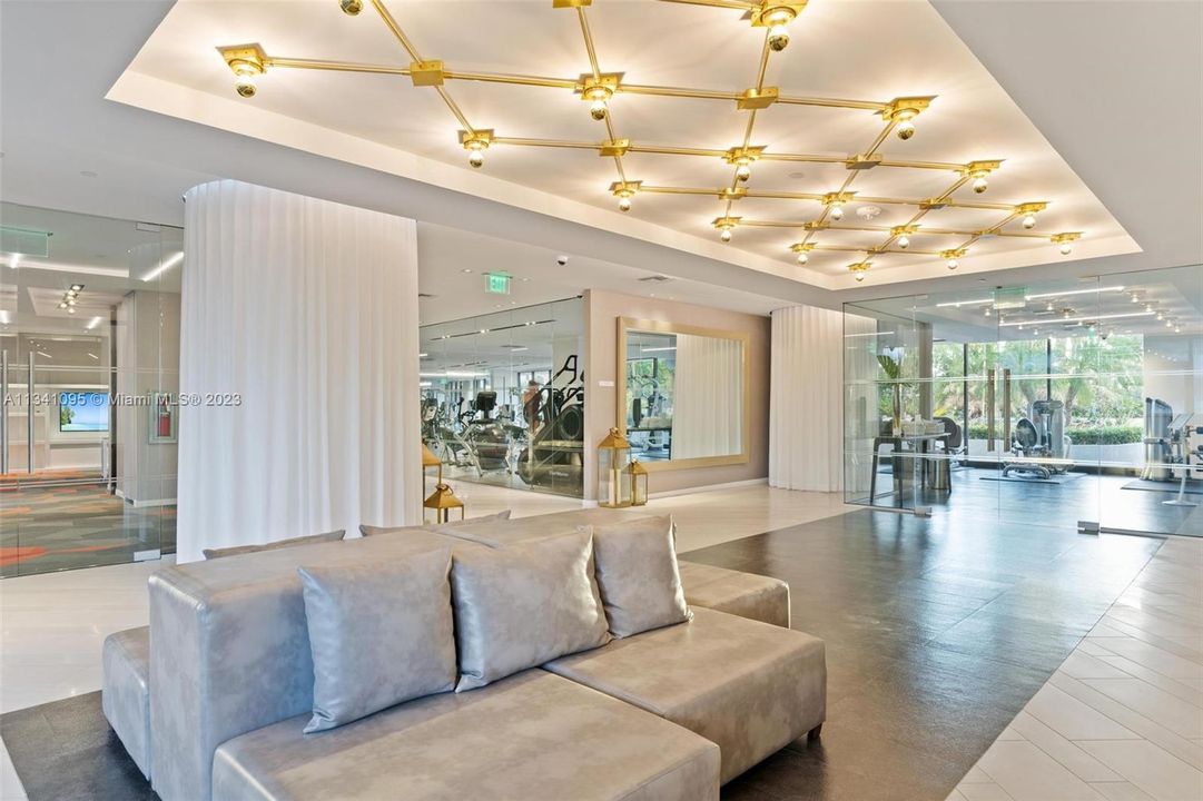 Недавно продано: $890,000 (2 спален, 2 ванн, 1154 Квадратных фут)