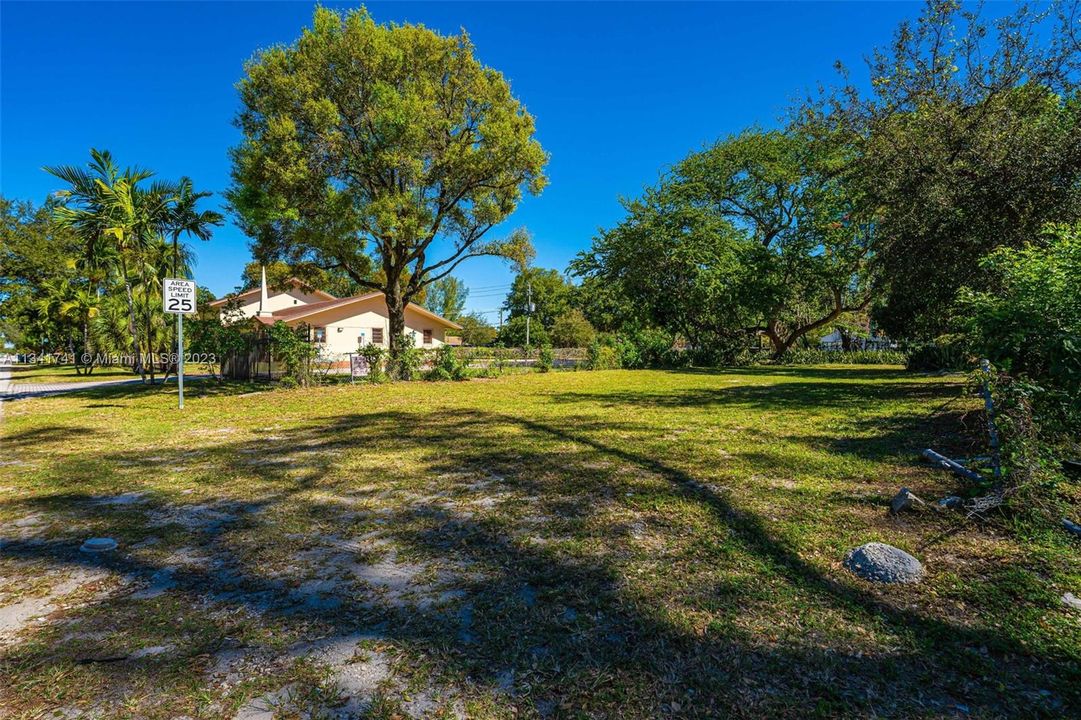 Recently Sold: $999,900 (0.15 acres)