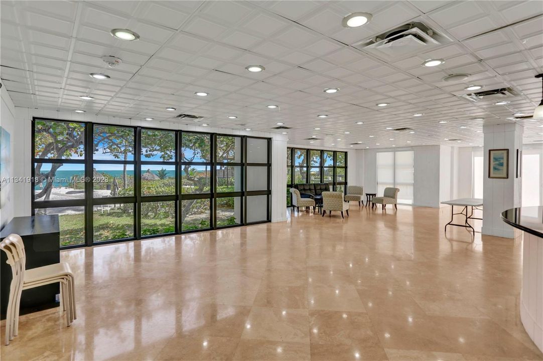 Recently Sold: $1,350,000 (2 beds, 2 baths, 1782 Square Feet)