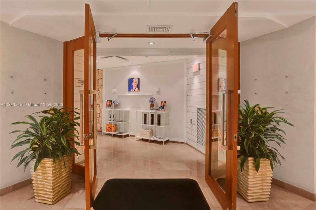 Recently Sold: $1,350,000 (2 beds, 2 baths, 1782 Square Feet)