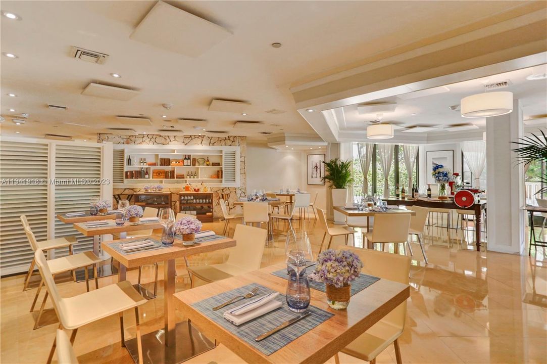 Recently Sold: $1,350,000 (2 beds, 2 baths, 1782 Square Feet)